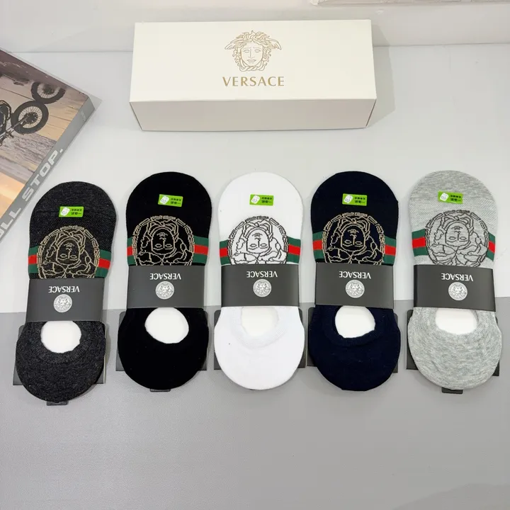 スーパーコピー ヴェルサーチ 靴下