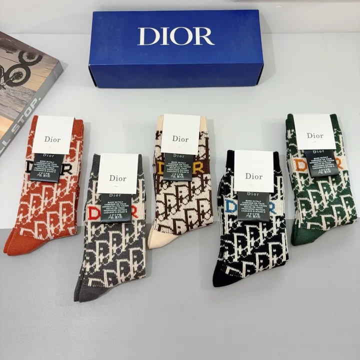 スーパーコピー ディオール 靴下