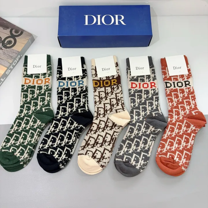 スーパーコピー ディオール 靴下