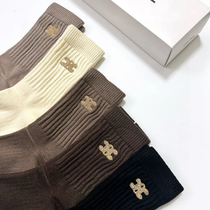 スーパーコピー セリーヌ 靴下