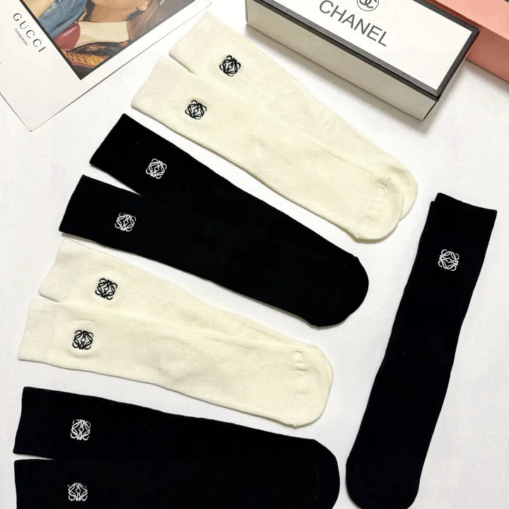 スーパーコピー シャネル 靴下