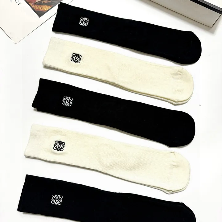 スーパーコピー シャネル 靴下