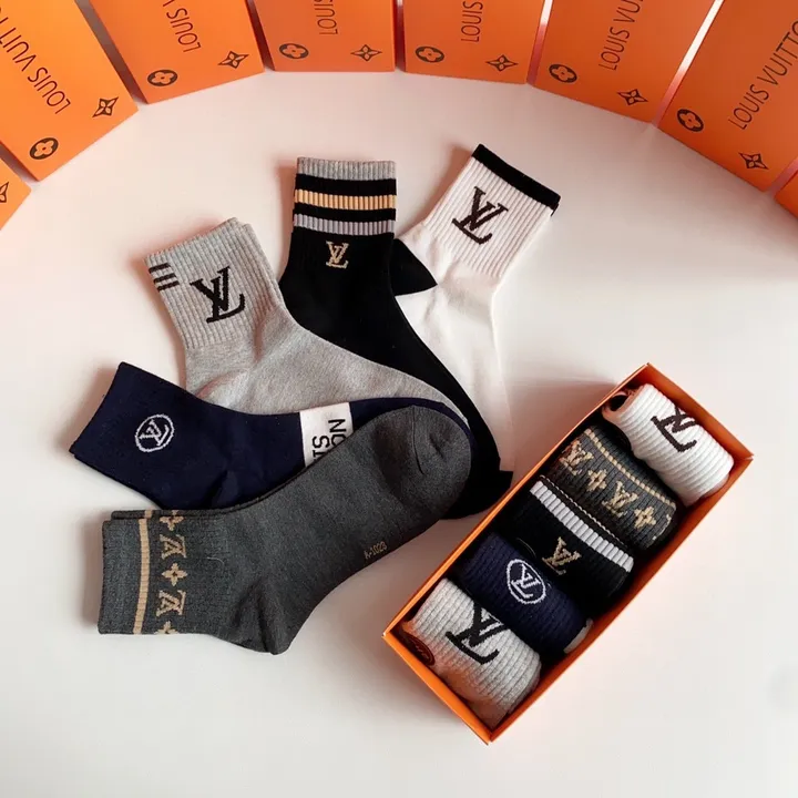 スーパーコピー ルイヴィトン 靴下