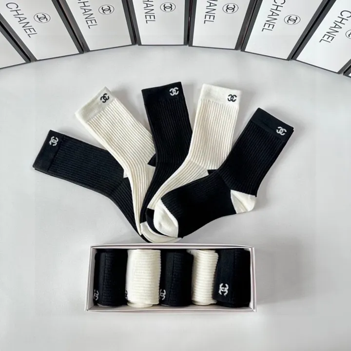 スーパーコピー シャネル 靴下