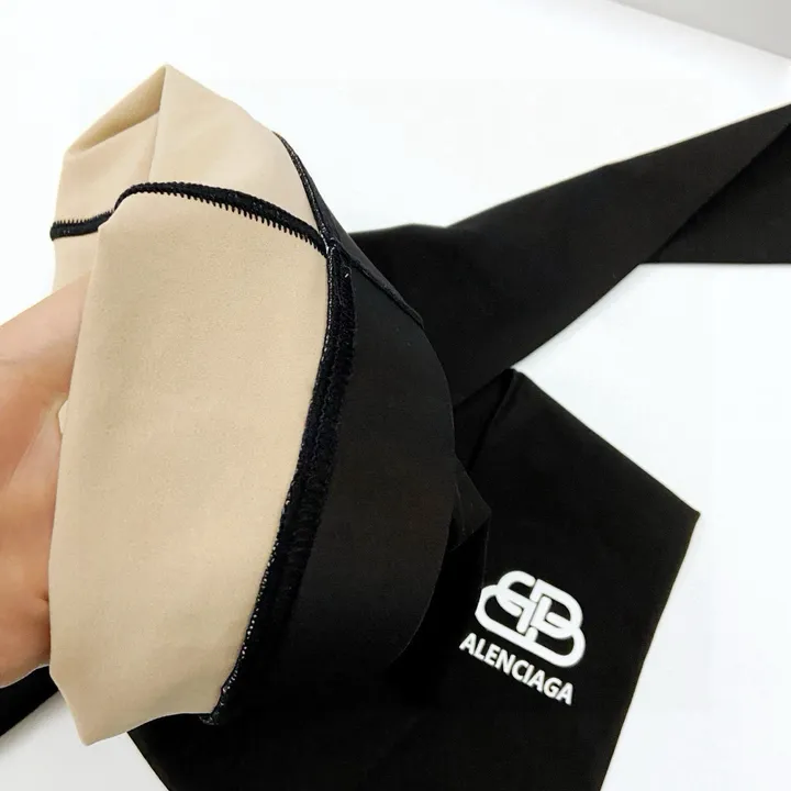 スーパーコピー バレンシアガ 靴下