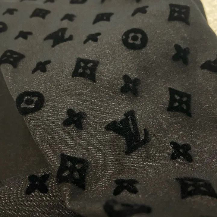 スーパーコピー イブサンローラン 靴下