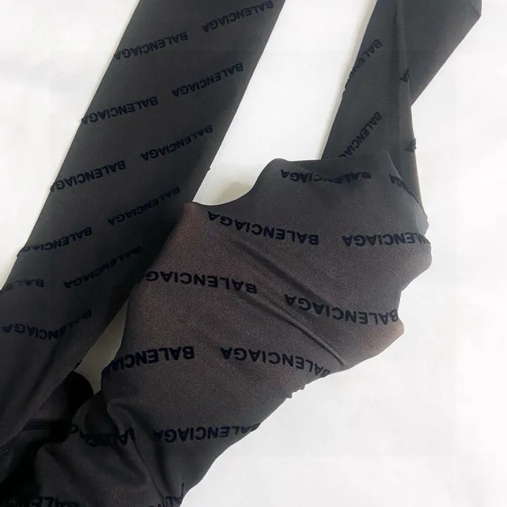 スーパーコピー バレンシアガ 靴下