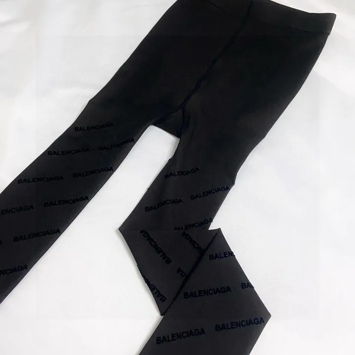 スーパーコピー バレンシアガ 靴下