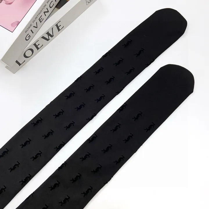 スーパーコピー イブサンローラン 靴下