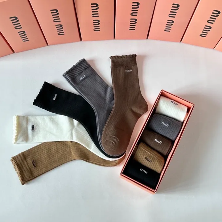 スーパーコピー ミュウミュウ 靴下