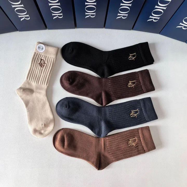 スーパーコピー ディオール 靴下