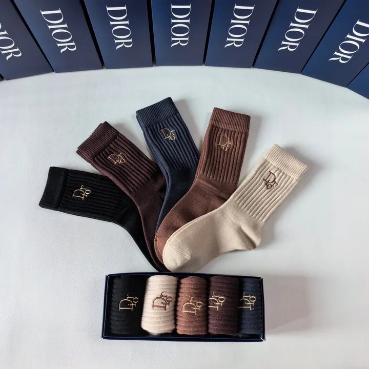 スーパーコピー ディオール 靴下