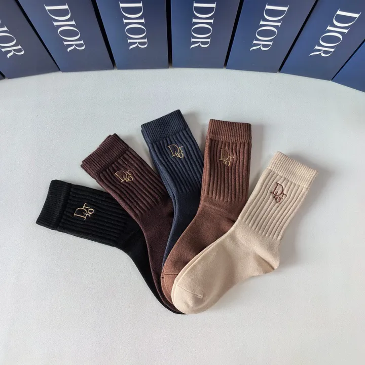 スーパーコピー ディオール 靴下