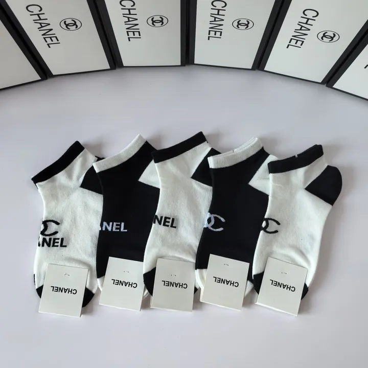 スーパーコピー シャネル 靴下