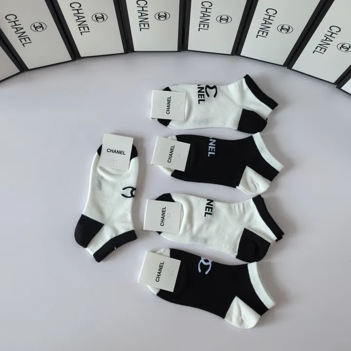 スーパーコピー シャネル 靴下