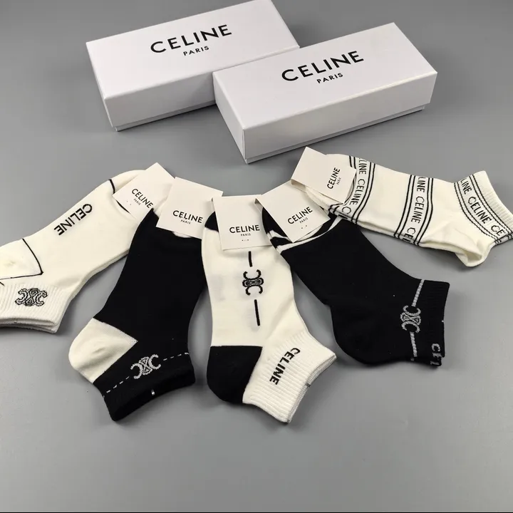 スーパーコピー ディオール 靴下