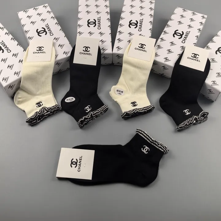 スーパーコピー シャネル 靴下