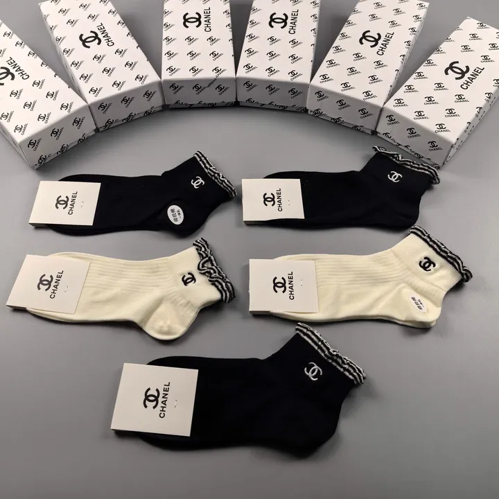 スーパーコピー シャネル 靴下