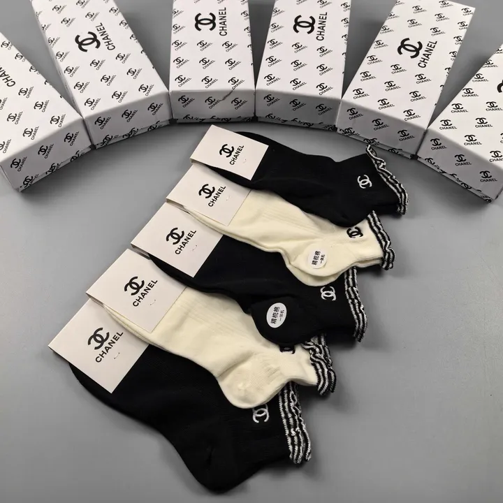 スーパーコピー シャネル 靴下