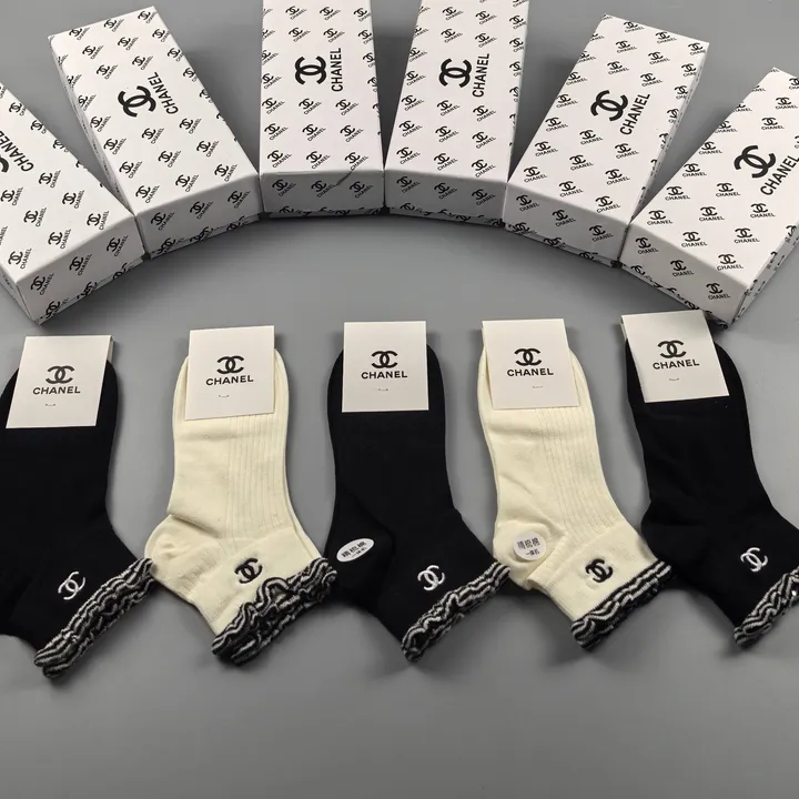 スーパーコピー シャネル 靴下