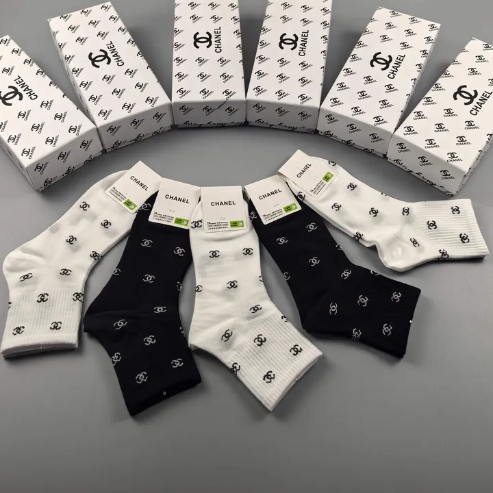 スーパーコピー シャネル 靴下