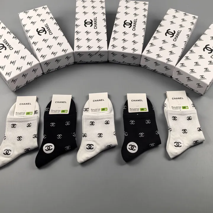 スーパーコピー シャネル 靴下