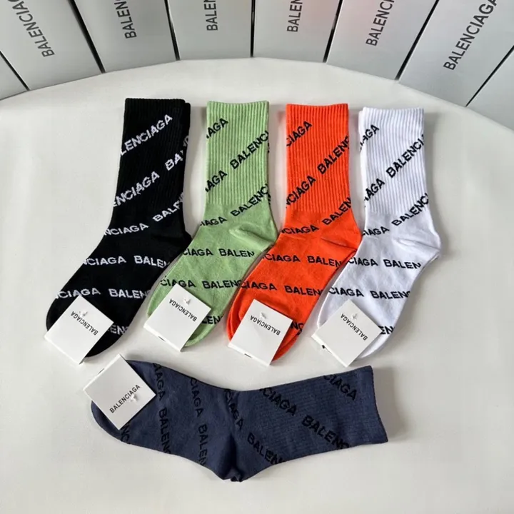 スーパーコピー バレンシアガ 靴下