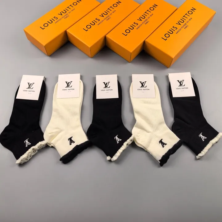 スーパーコピー ルイヴィトン 靴下