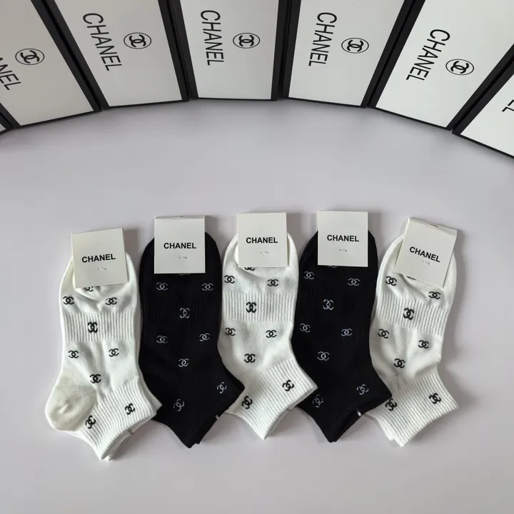 スーパーコピー シャネル 靴下