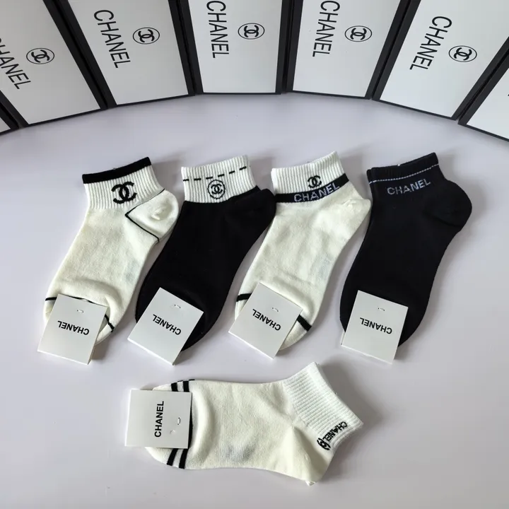 スーパーコピー シャネル 靴下