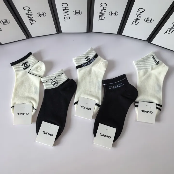 スーパーコピー シャネル 靴下