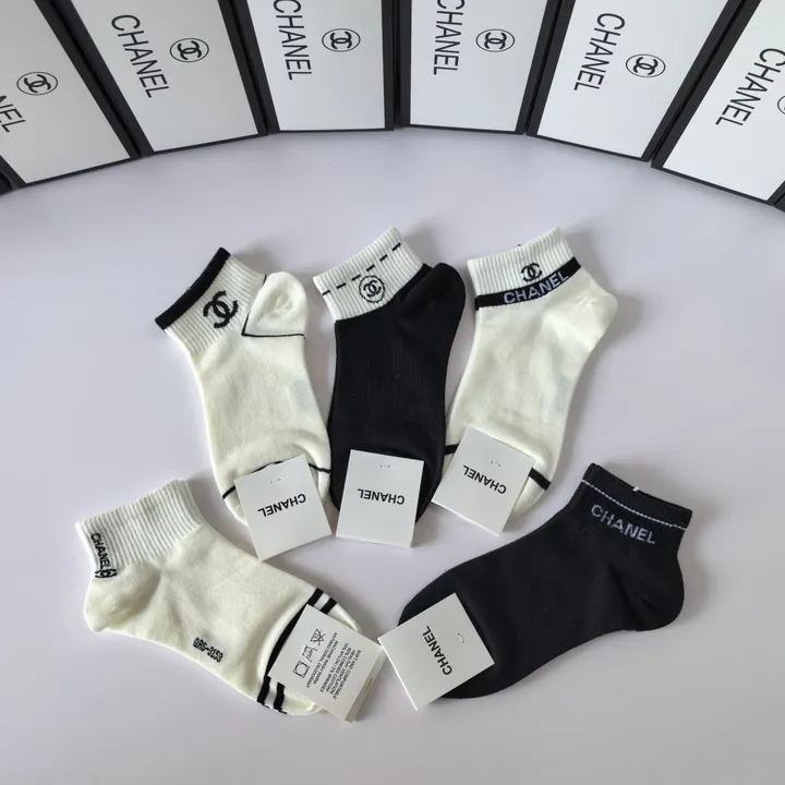 スーパーコピー シャネル 靴下