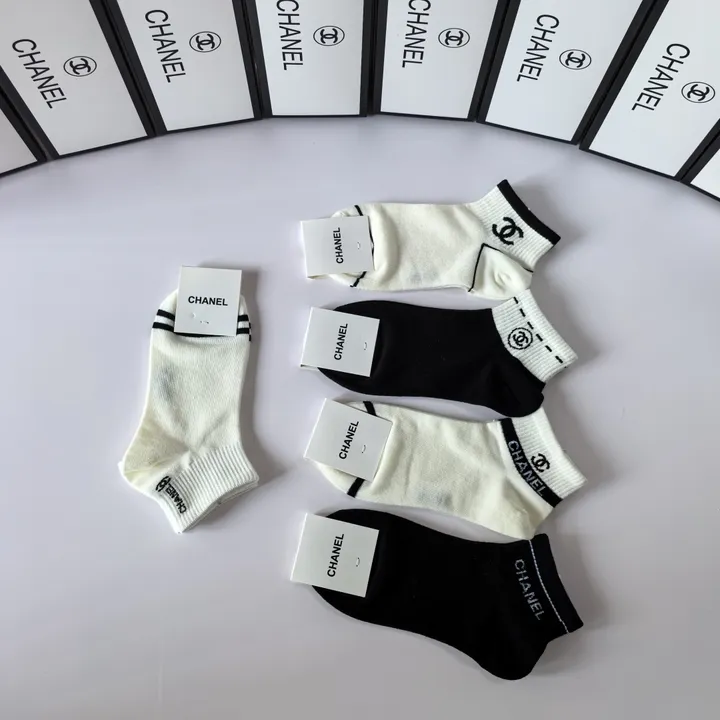 スーパーコピー シャネル 靴下