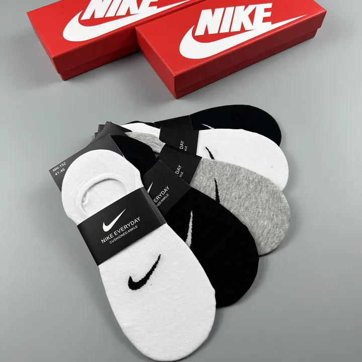 スーパーコピー ナイキ 靴下