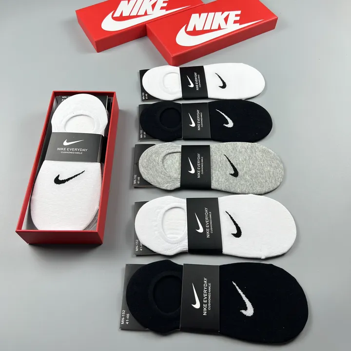 スーパーコピー ナイキ 靴下