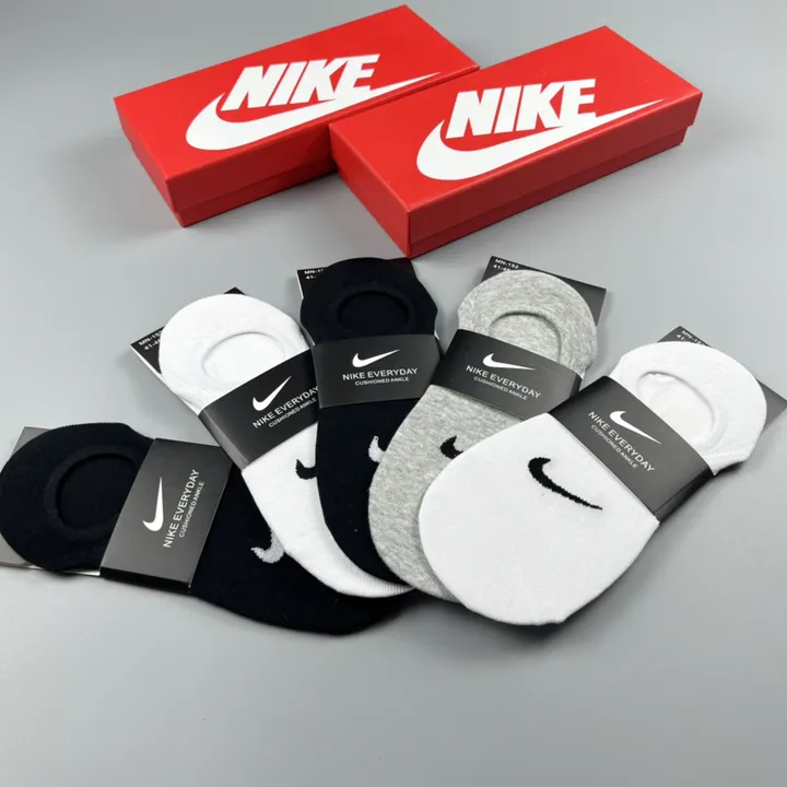 スーパーコピー ナイキ 靴下