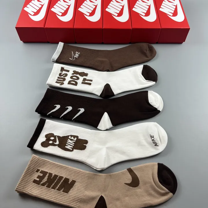 スーパーコピー ナイキ 靴下