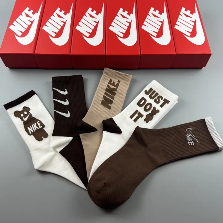 スーパーコピー ナイキ 靴下