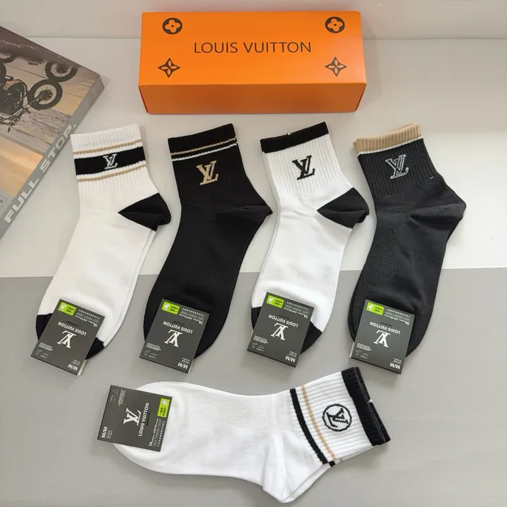 スーパーコピー ルイヴィトン 靴下