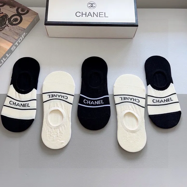 スーパーコピー シャネル 靴下