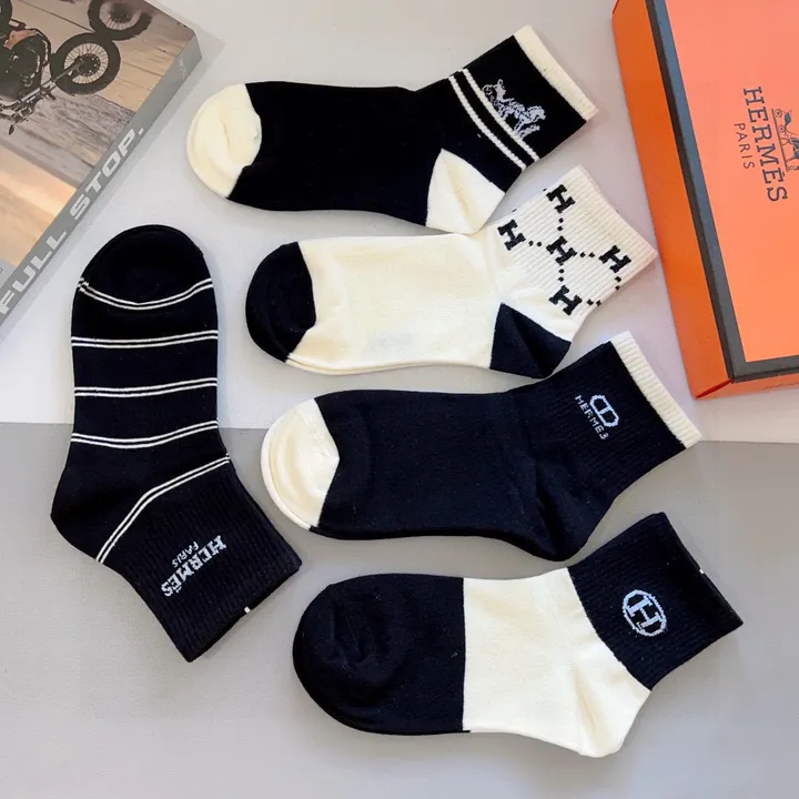 スーパーコピー シャネル 靴下