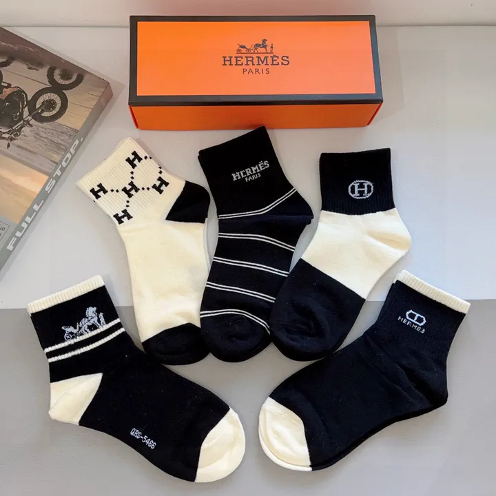 スーパーコピー シャネル 靴下