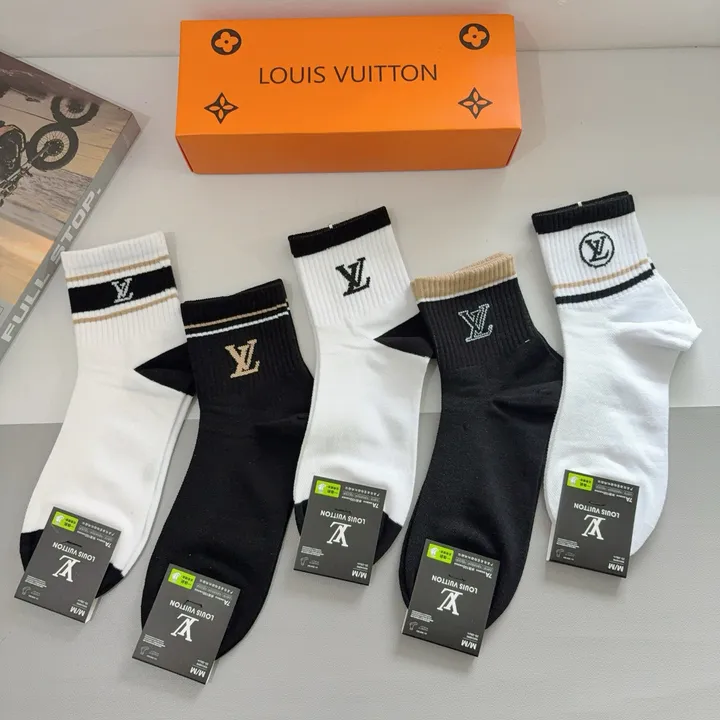 スーパーコピー ルイヴィトン 靴下