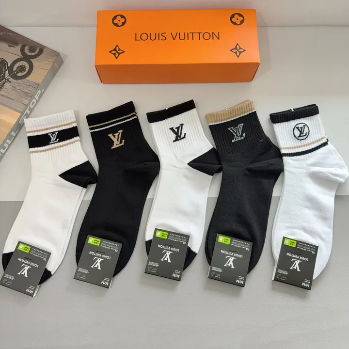 スーパーコピー ルイヴィトン 靴下