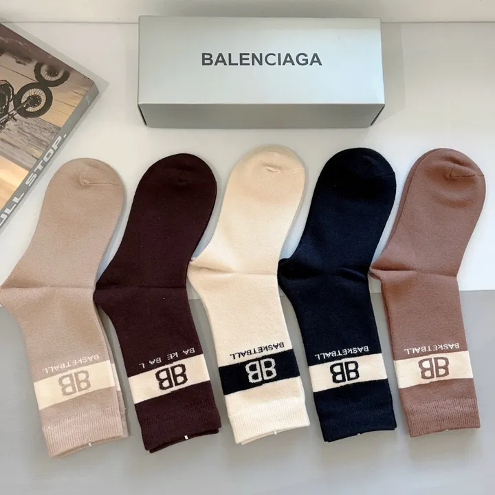 スーパーコピー バレンシアガ 靴下