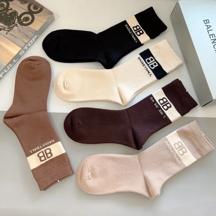 スーパーコピー バレンシアガ 靴下