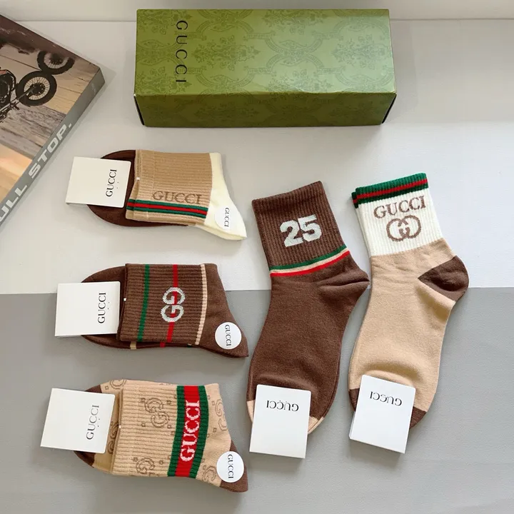 スーパーコピー グッチ 靴下