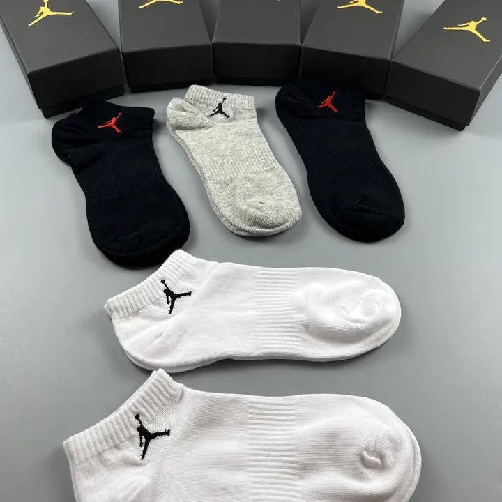 スーパーコピー エアジョーダン 靴下