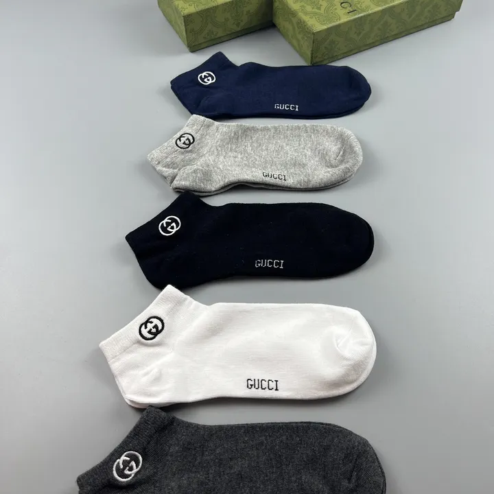スーパーコピー グッチ 靴下