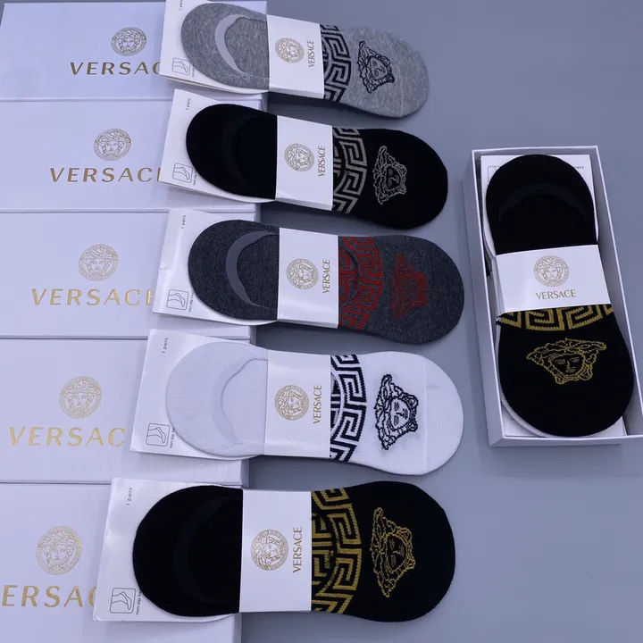 スーパーコピー ヴェルサーチ 靴下